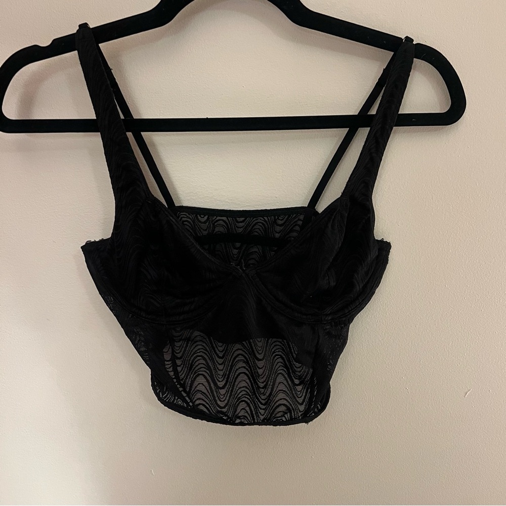 Gilly Hicks Black Lace Mesh Crop Top – Size Small
